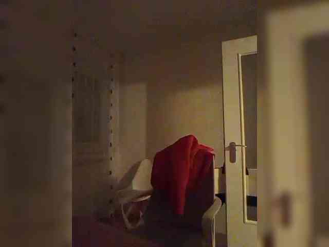 -COVID-19- - Girl 