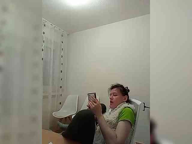-COVID-19- - Girl 