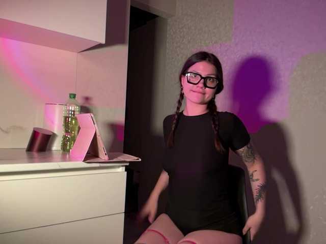 MisskyKiss live cam on BongaCams