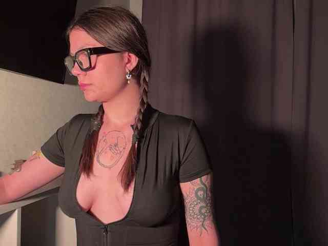 MisskyKiss webcam