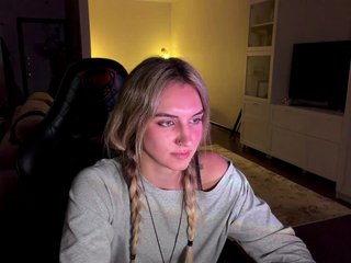 MissyKissy Porn Show