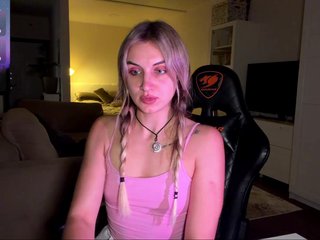 MissyKissy Porn Show