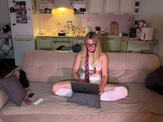 MissyKissy Porn Show
