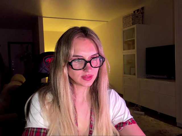 MissyKissy live cam on BongaCams