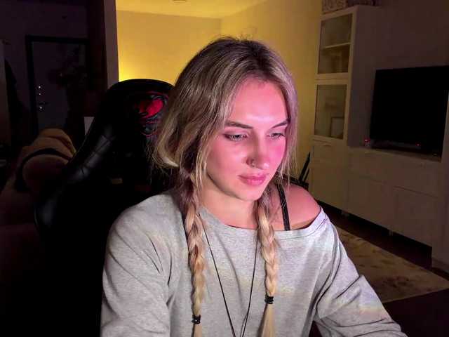 MissyKissy live cam on BongaCams