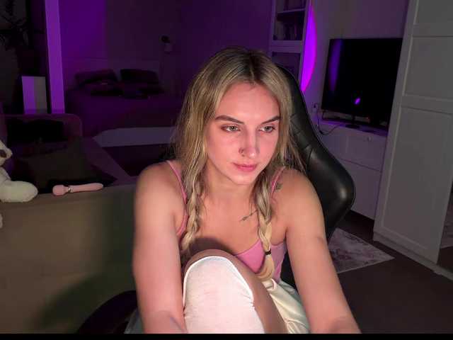 MissyKissy live cam on BongaCams