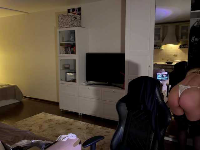 MissyKissy live cam on BongaCams