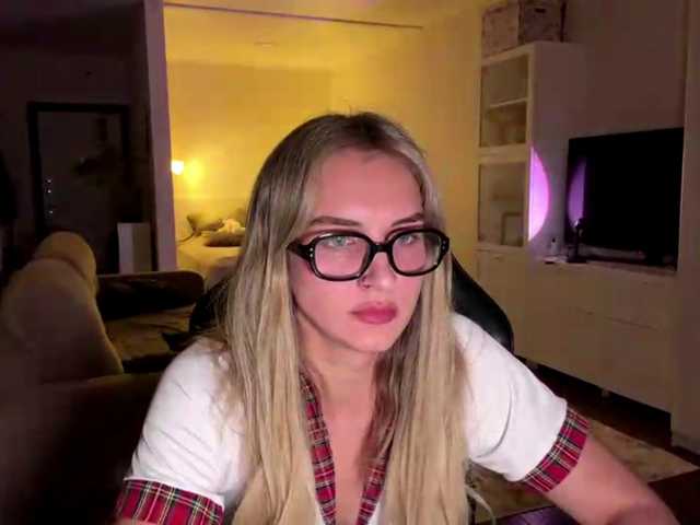 MissyKissy live cam on BongaCams