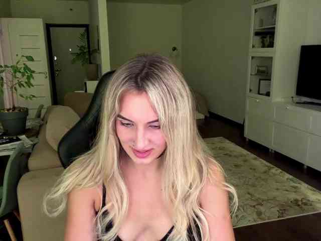 MissyKissy webcam