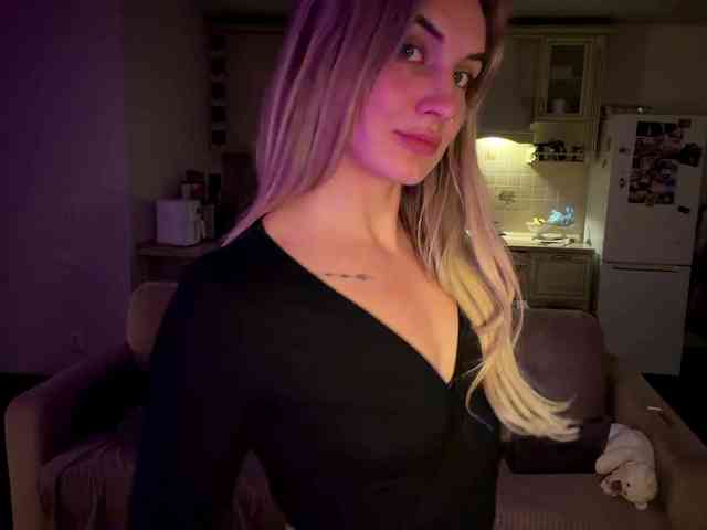 MissyKissy webcam