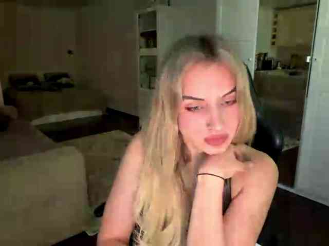 MissyKissy webcam