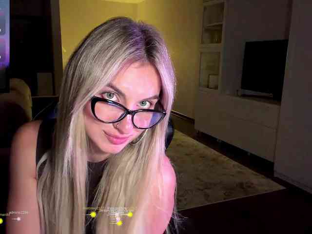 MissyKissy webcam