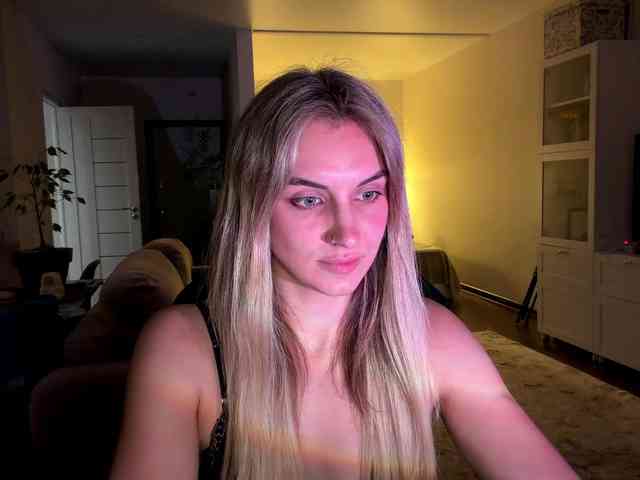 MissyKissy webcam