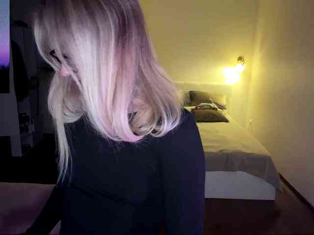 MissyKissy webcam