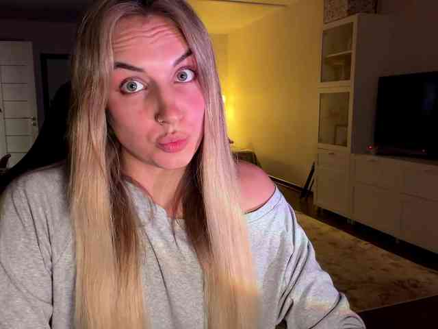 MissyKissy webcam
