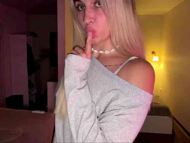 MissyKissy webcam