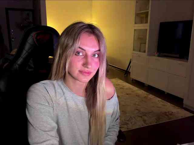 MissyKissy webcam