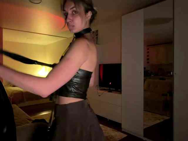 MissyKissy webcam