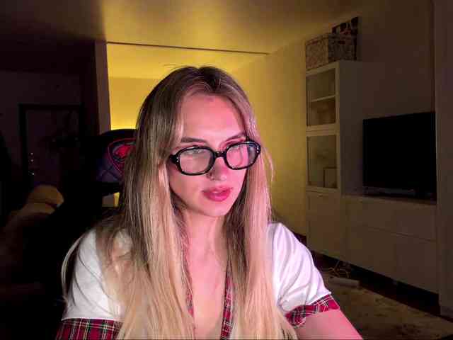 MissyKissy webcam
