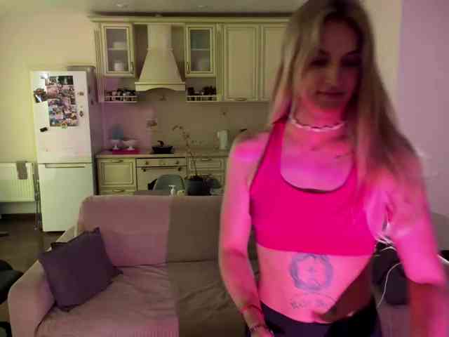 MissyKissy webcam