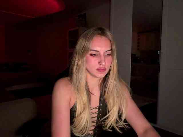 MissyKissy webcam