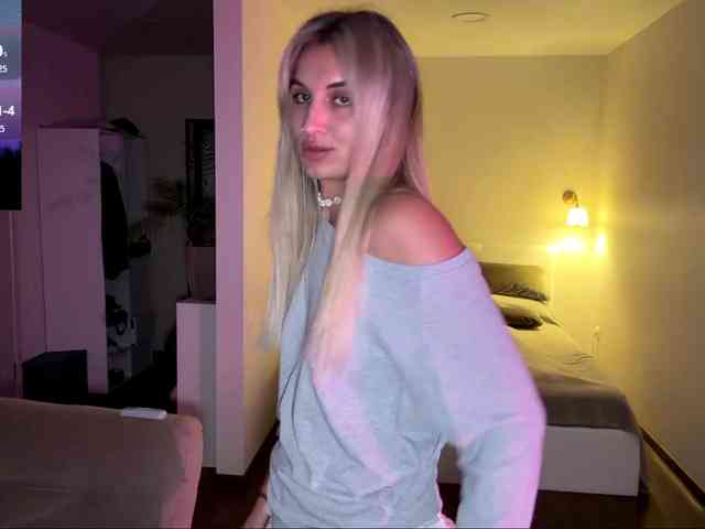 MissyKissy webcam