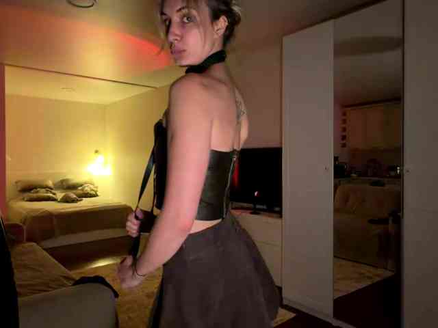 MissyKissy webcam