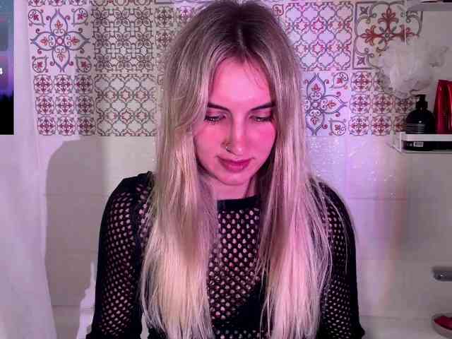 MissyKissy webcam