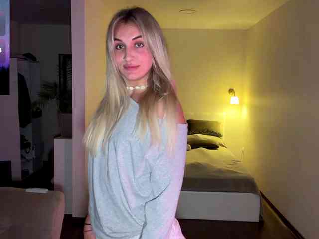 MissyKissy webcam