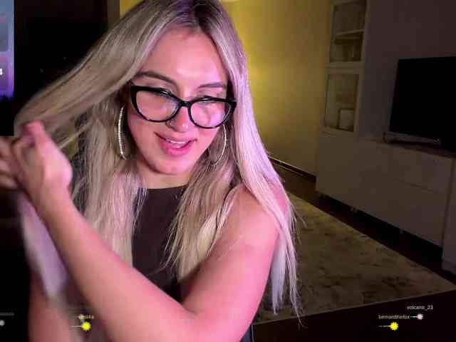 MissyKissy webcam