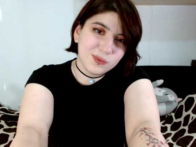 OrianaSecret live cam on BongaCams