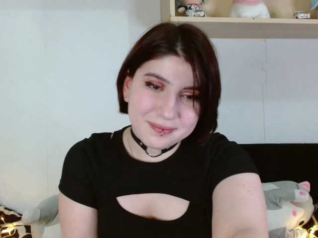 OrianaSecret live cam on BongaCams