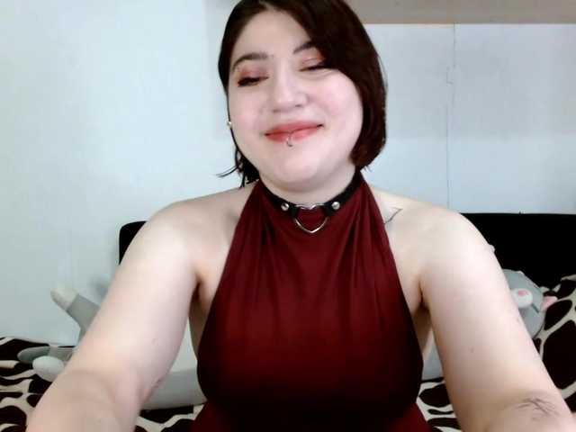 OrianaSecret live cam on BongaCams