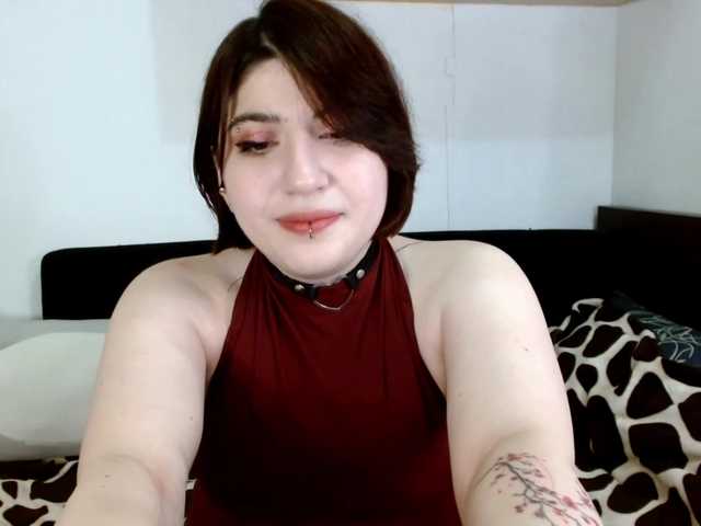OrianaSecret live cam on BongaCams