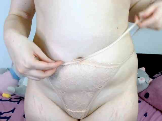 OrianaSecret webcam
