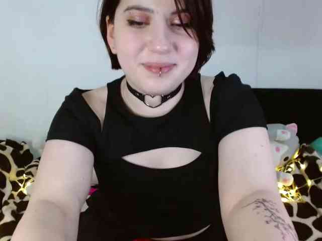 OrianaSecret webcam