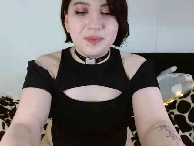 OrianaSecret webcam