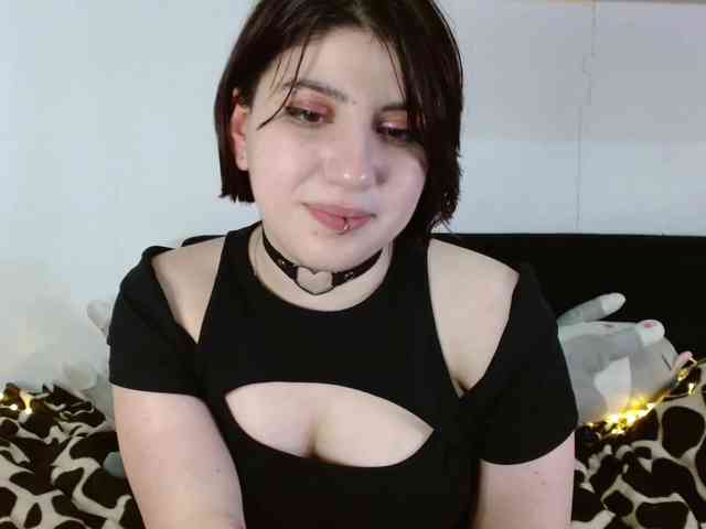 OrianaSecret webcam