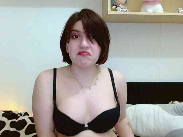 OrianaSecret webcam