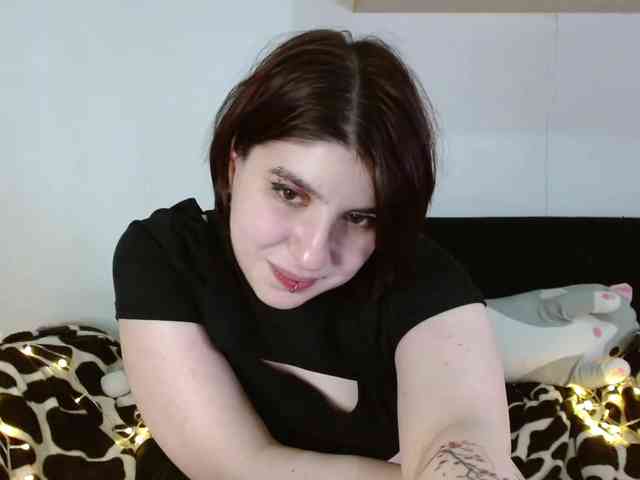 OrianaSecret webcam