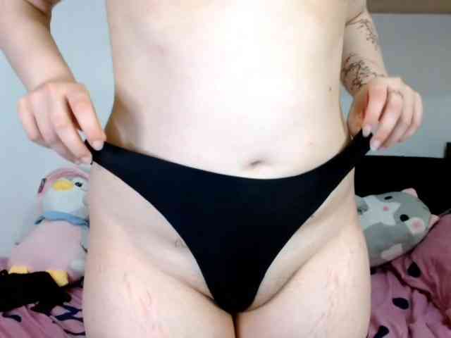 OrianaSecret webcam