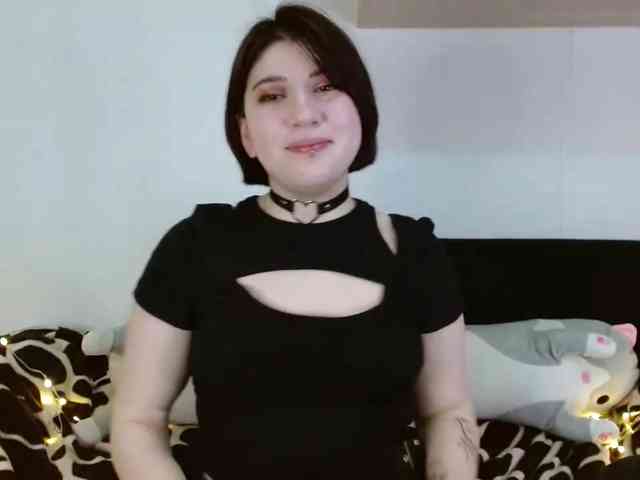 OrianaSecret webcam