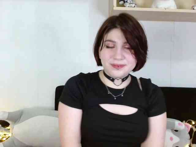 OrianaSecret webcam
