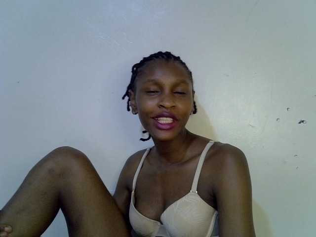 Velvet-luxe live cam on BongaCams