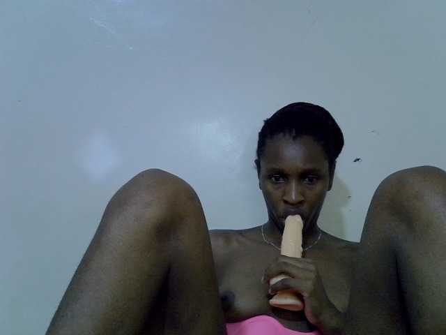 Velvet-luxe live cam on BongaCams