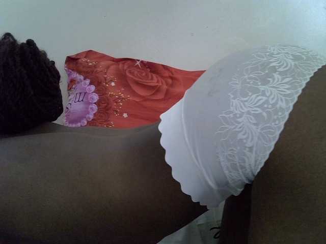 Velvet-luxe live cam preview