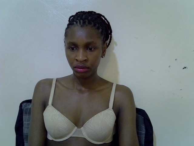 Velvet-luxe live cam on BongaCams