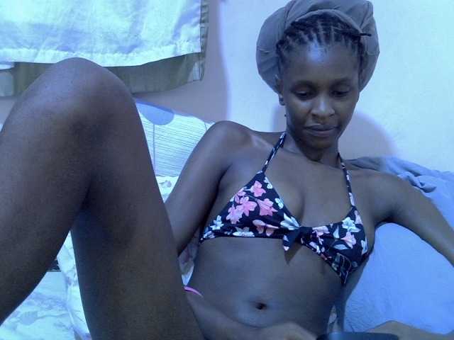 Velvet-luxe live cam on BongaCams