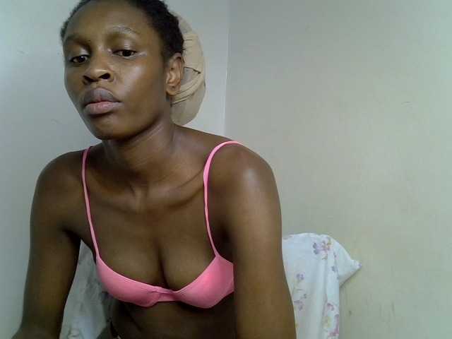 Velvet-luxe live cam on BongaCams