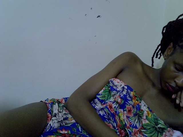 Velvet-luxe live cam on BongaCams